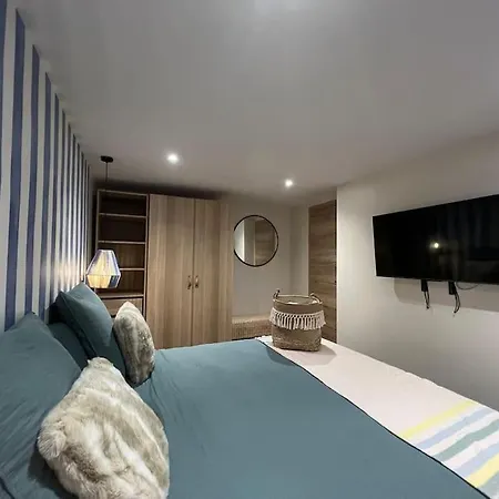 Nouveau-appartement 3 Dans Avec Piscine- Parking Апартаменты