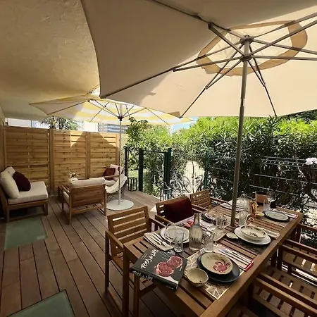 Nouveau-appartement 3 Dans Avec Piscine- Parking * Saint-Tropez