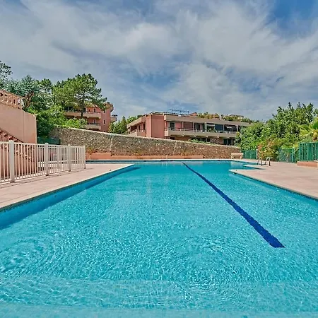 Nouveau-appartement 3 Dans Avec Piscine- Parking * Saint-Tropez