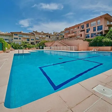 Nouveau-appartement 3 Dans Avec Piscine- Parking *